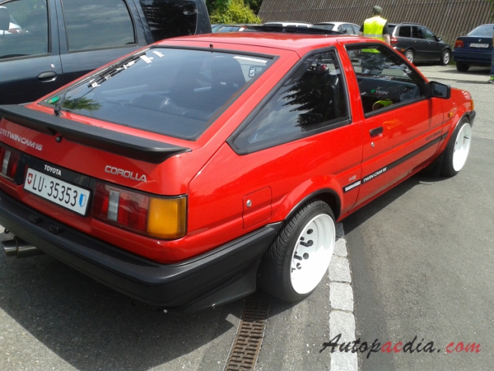 Toyota Corolla 5th generation E80 1983-1987 (ä86 GTI Twin Cam 16 hatchback 3d), right rear view
