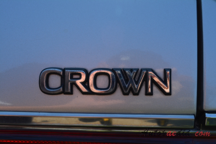 Toyota Crown 6. generacja (S110) 1979-1983 (1980 2.8i DeLuxe sedan 4d), emblemat tył 