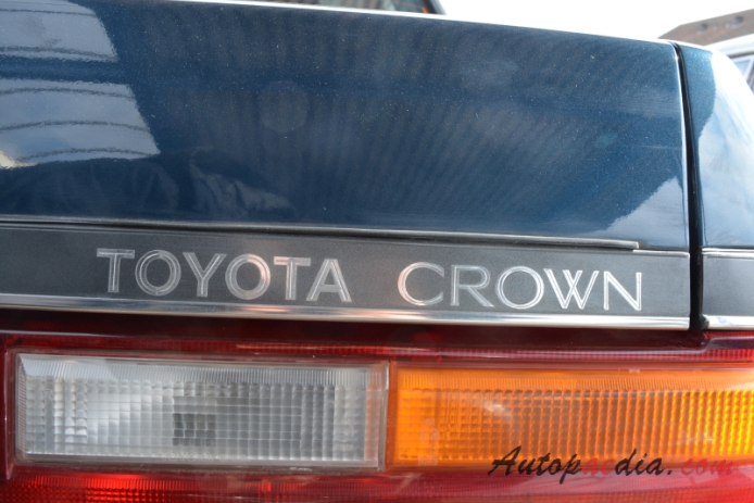 Toyota Crown 7th generation (S120) 1983-1987 (1984 2.8 Super Saloon sedan 4d), rear emblem  