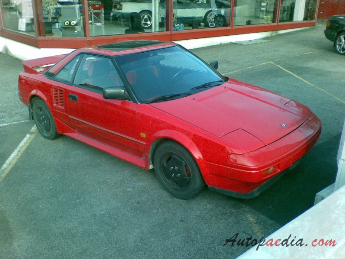 Toyota MR2 1st generation AW10, AW11 1984-1989, right front view