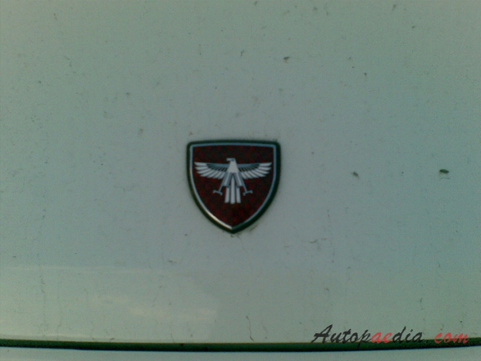 Toyota MR2 1. generacja AW10, AW11 1984-1989 (1986-1989 Targa), emblemat przód 