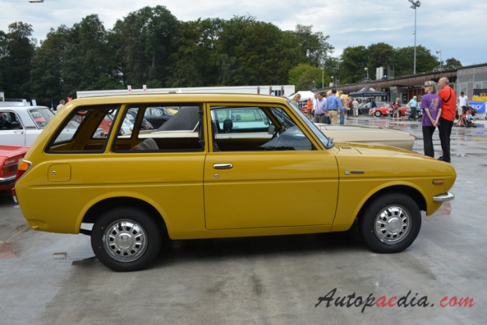 Toyota Publica 3. generacja UP30, KP30 series 1969-1978 (1976 Copain wagon 3d), prawy bok