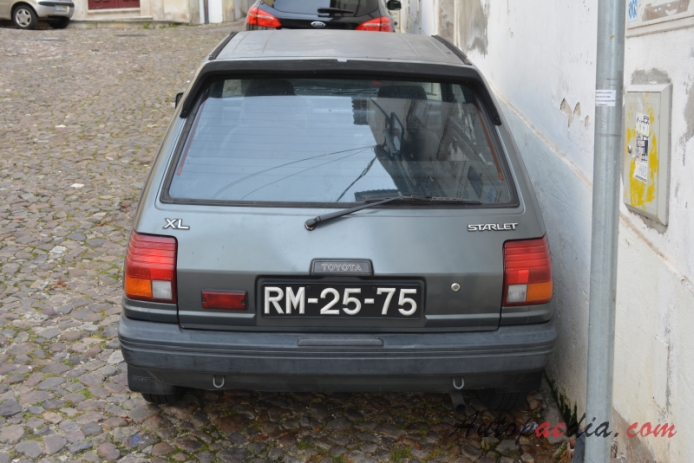 Toyota Starlet 70 Series 1984-1989 (XL hatchback 3d), tył