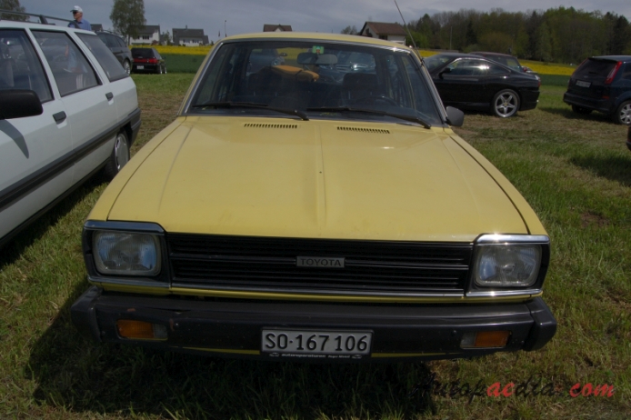 Toyota Tercel 1st generation 1978-1982 (1978-1980 sedan 4d), front view