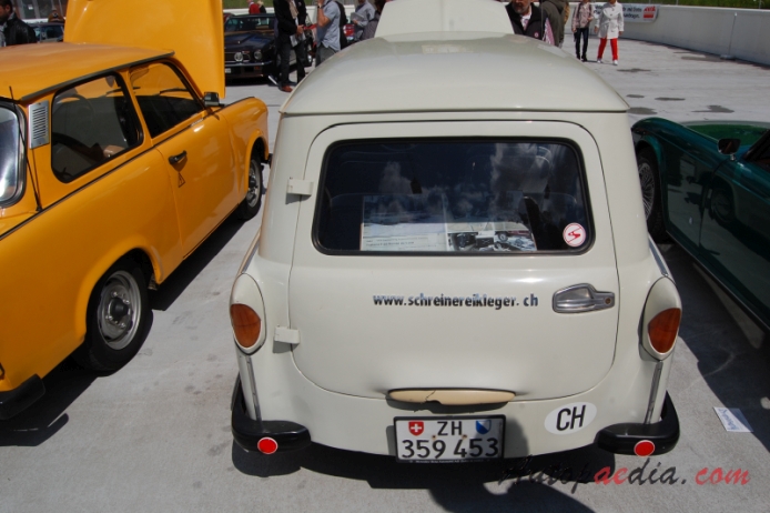 Trabant 600 (P60) 1962-1965 (1964 kombi deluxe 3d), tył
