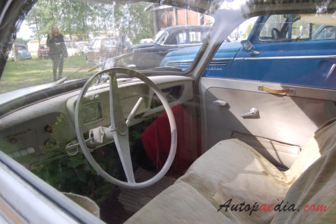 Trabant 601 1964-1990 (1964-1969 limuzyna 2d), wnętrze