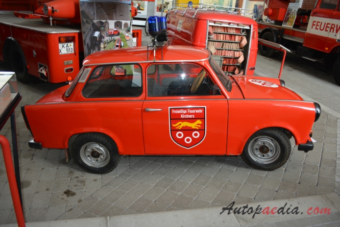 Trabant 601 1964-1990 (1969-1990 fire engine), right side view
