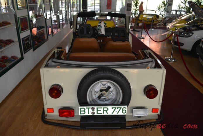 Trabant 601 1964-1990 (1978-1990 Trabant 601 F Tramp cabriolet), rear view