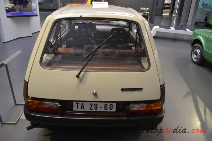 Trabant P 601 WE II 1981-1982 (1982 prototyp hatchback 3d), tył