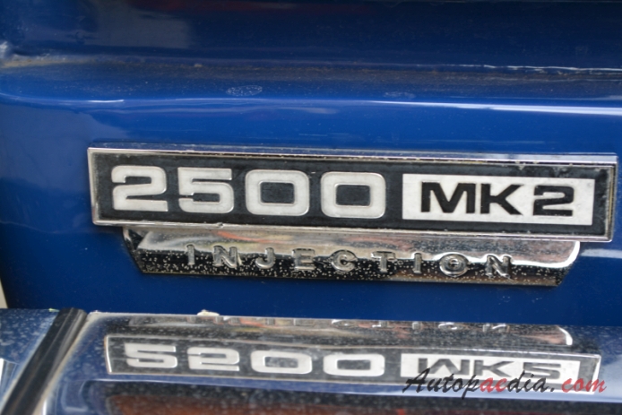 Triumph 2000 Mk2 1969-1977 (1969-1975 2500 Injection Police Car seda, rear emblem  