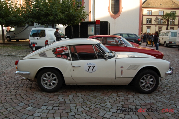 Triumph GT6 1966-1973 (1969 Mk II), prawy bok