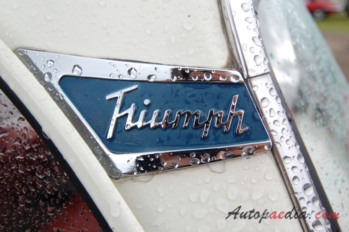 Triumph Herald 1959-1971 (1965 saloon 2d), side emblem 