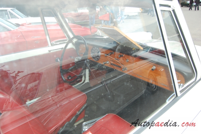 Triumph Herald 1959-1971 (1965 saloon 2d), interior