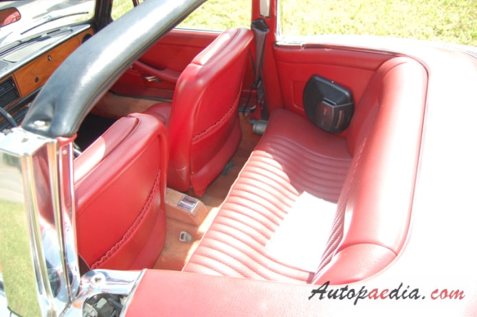 Triumph Stag 1970-1977 (1971 cabriolet 2d), interior