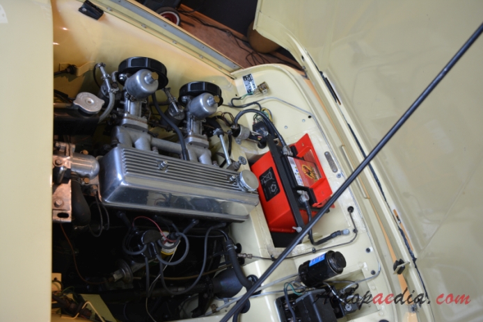 Triumph TR3 1955-1962 (1957 TR3A roadster 2d), silnik 