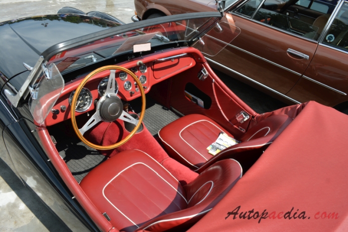 Triumph TR3 1955-1962 (1957 roadster 2d), wnętrze