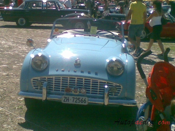 Triumph TR3 1955-1962 (1960 TR3A roadster 2d), front view