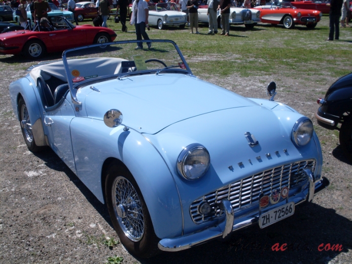 Triumph TR3 1955-1962 (1960 TR3A roadster 2d), right front view