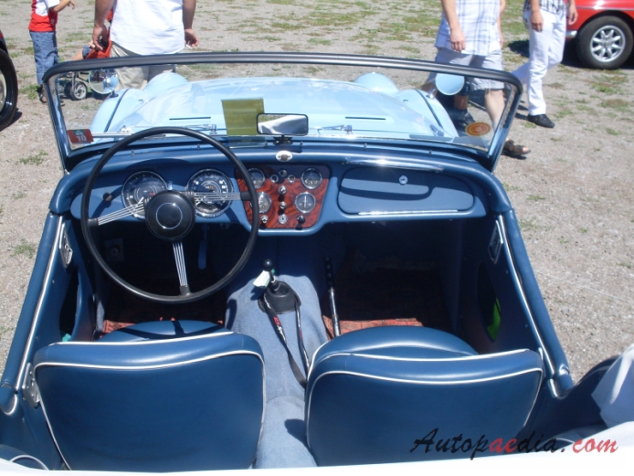 Triumph TR3 1955-1962 (1960 TR3A roadster 2d), interior