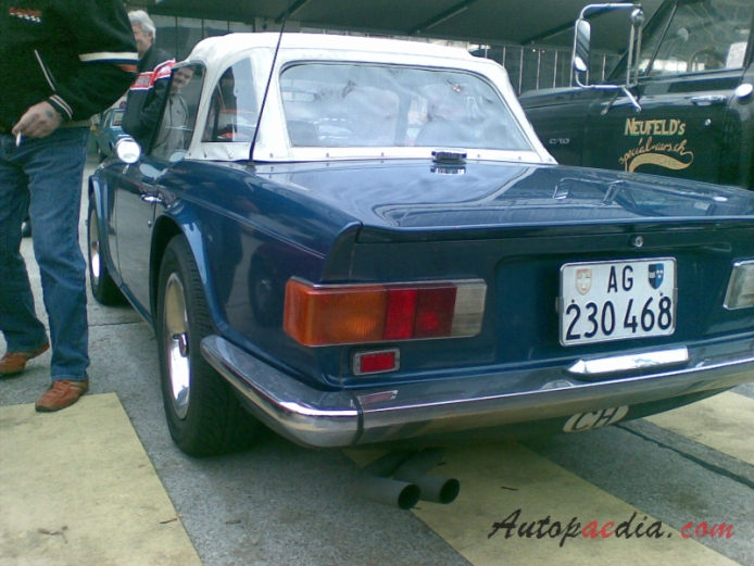 Triumph TR6 1969-1976 (1973),  left rear view