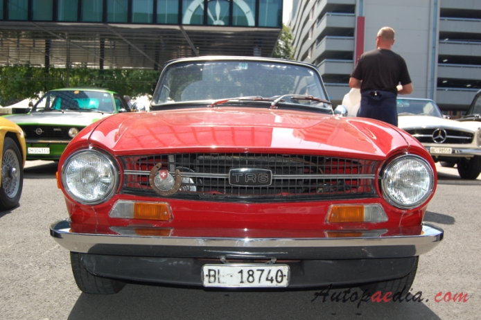 Triumph TR6 1969-1976 (1973), przód