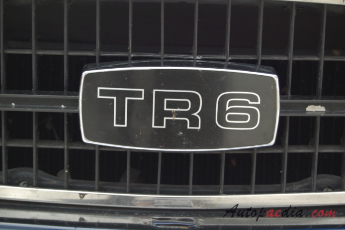Triumph TR6 1969-1976 (1974), emblemat przód 