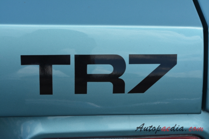 Triumph TR7 1974-1981 (1979-1981 convertible 2d), emblemat tył 