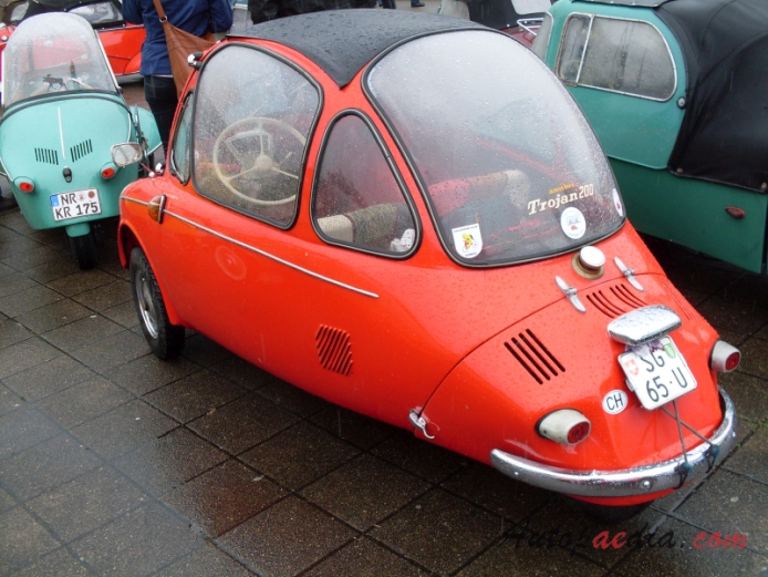 Trojan 200 1960-1966 (1962),  left rear view