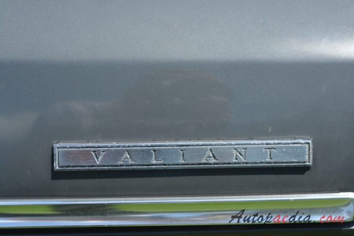 Chrysler Valiant 2nd generation 1963-1966 (1966 V200 AP6 sedan 4d), rear emblem  