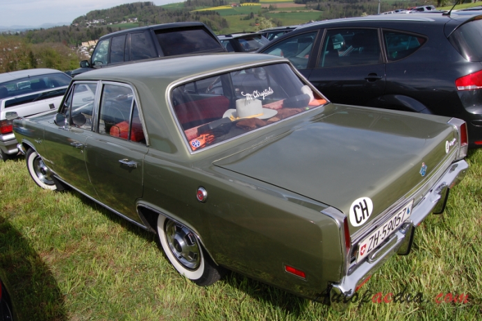 Chrysler Valiant 3rd generation 1967-1973 (1969 Chrysler Signet sedan 4d),  left rear view