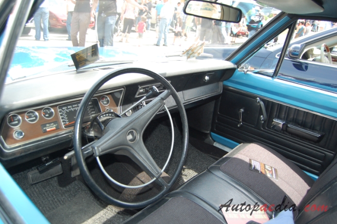 Chrysler Valiant 3rd generation 1967-1973 (1971-1972 sedan 4d), interior