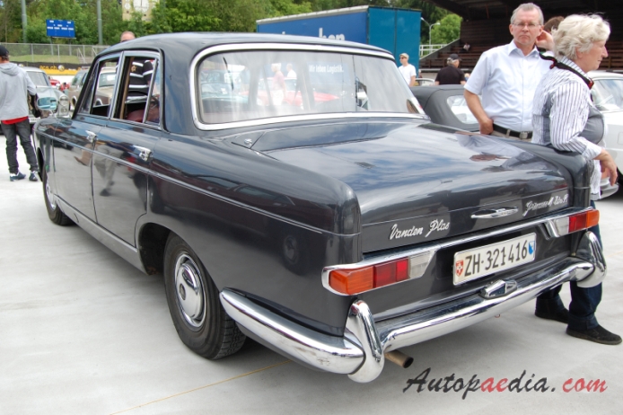 Vanden Plas Princess 4-litre R 1964-1968 (1965 sedan 4d),  left rear view