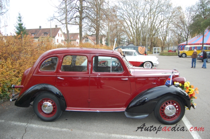 Vauxhall 14-6 1938-1948 (saloon 4d), right side view