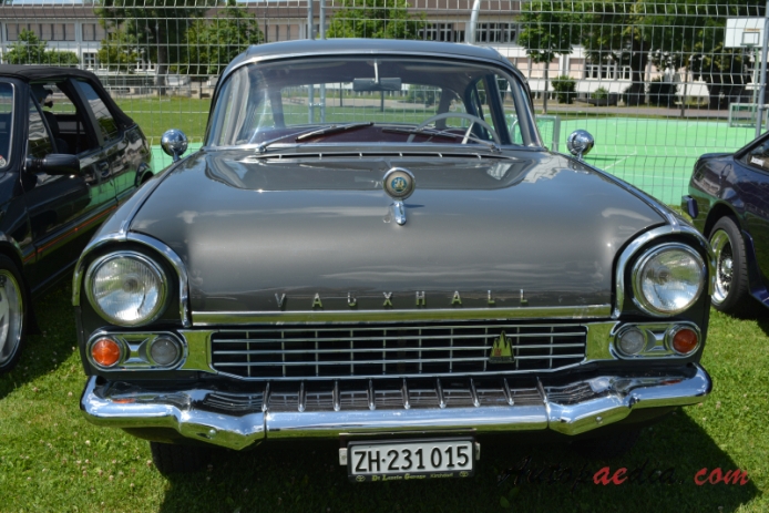 Vauxhall Cresta PA 1957-1962 (1957-1959 saloon 4d), przód