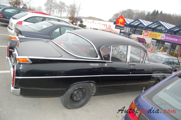 Vauxhall Cresta PA 1957-1962 (1959-1962 saloon 4d), prawy bok