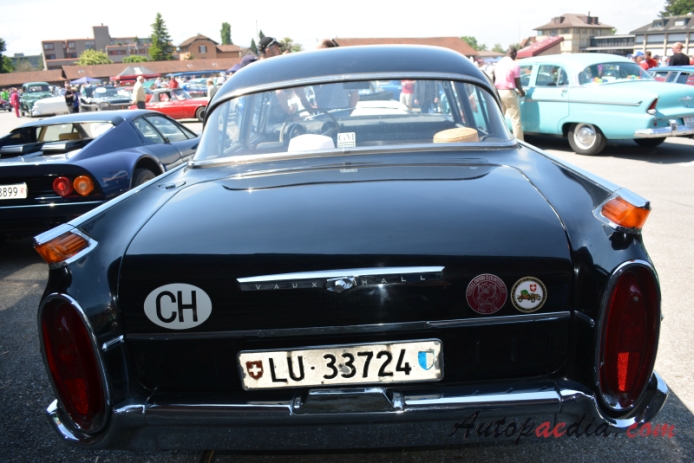 Vauxhall Cresta PA 1957-1962 (1959-1962 saloon 4d), rear view