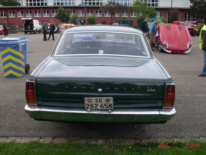 Vauxhall Cresta PC 1965-1972 (PCD DeLuxe saloon 4d), rear view