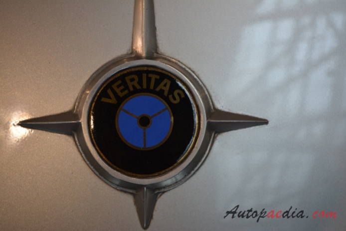 Veritas RS 1949 (race car), front emblem  
