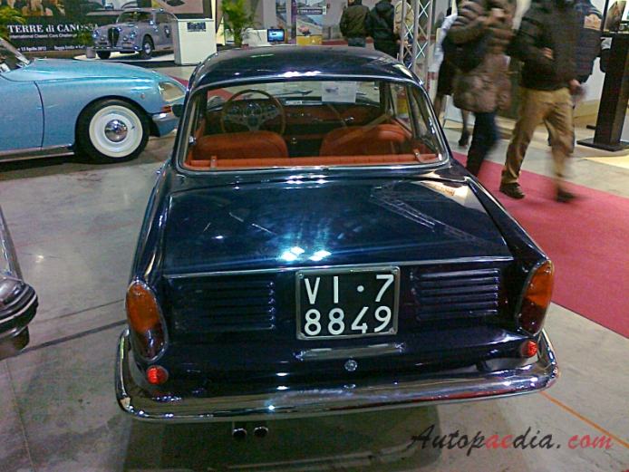 Fiat 750 Coupé 1960-196x (1963), rear view