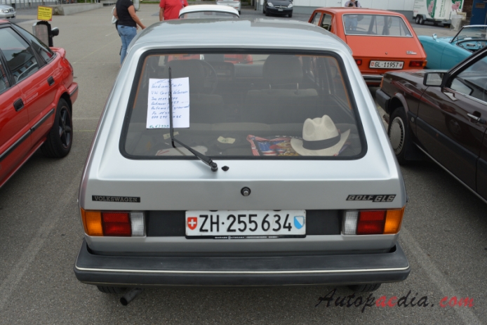 Volkswagen Golf Mk1 (Typ 17) 1974-1983 (1979 1.5L GLS hatchback 5d), rear view
