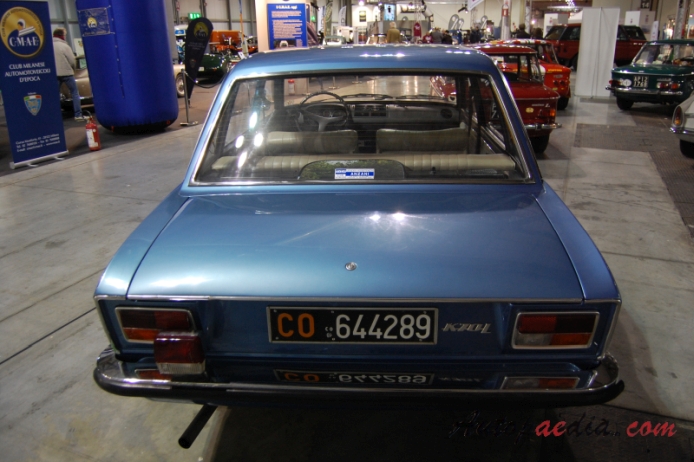 VW K70 1970-1974 (K70L), rear view