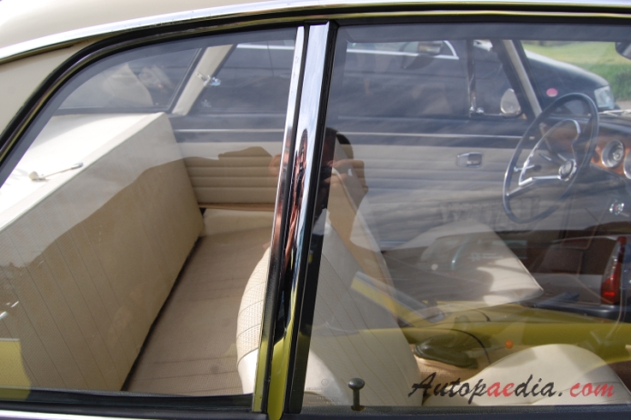 Karmann Ghia (VW type 34) 1961-1969 (Coupé 2d), interior