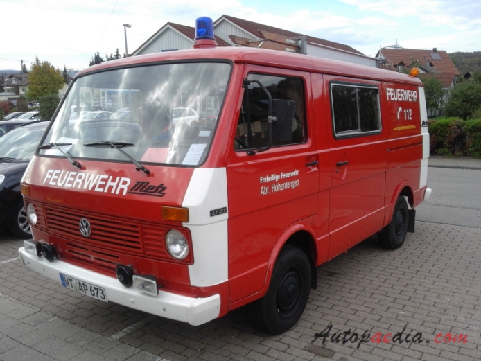 Volkswagen LT 1. generacja 1975-1996 (1982 wóz strażacki), lewy przód