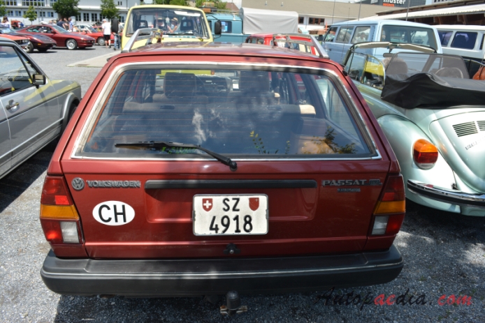 Volkswagen Passat B2 1980-1988 (1985-1988 VW Passat GL kombi 5d), rear view