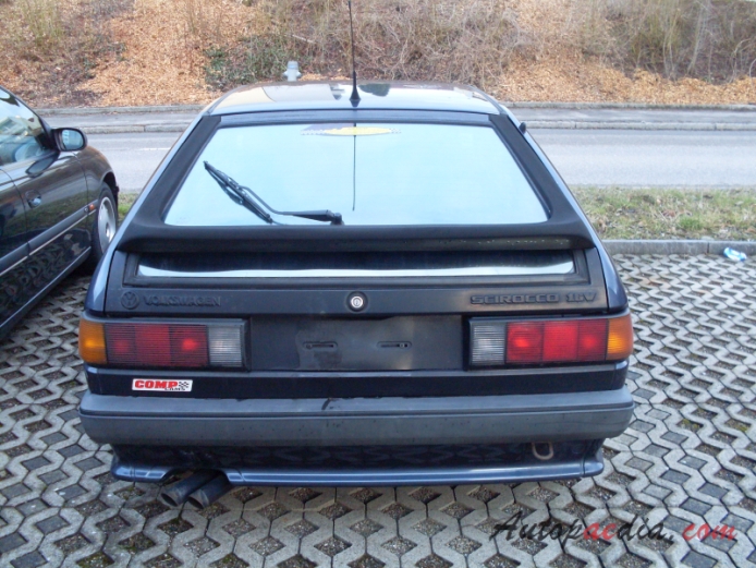 VW Scirocco II 1981-1992 (1986-1992 16v), rear view