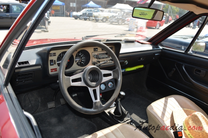VW Scirocco I 1974-1981 (1976-1977 Volkswagen Scirocco GT), interior