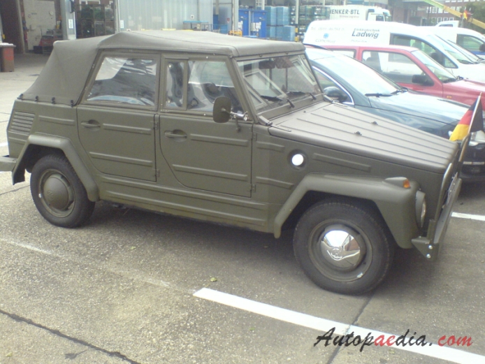 VW typ 181 1969-1983 (pojazd wojskowy), prawy bok