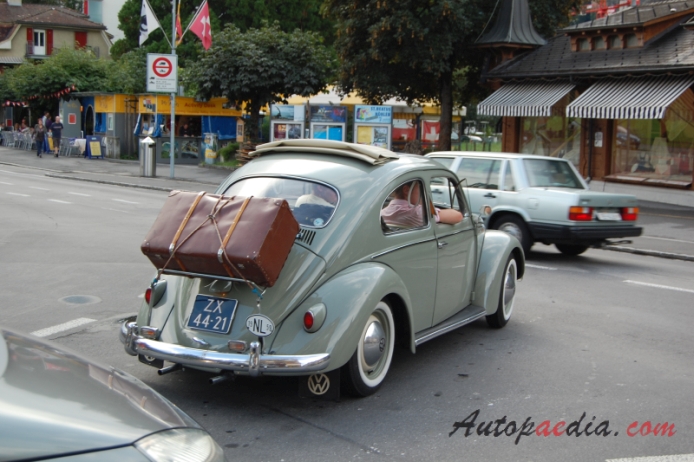 VW type 1 (Beetle) 1946-2003 (1958-1961 Faltdach), right rear view