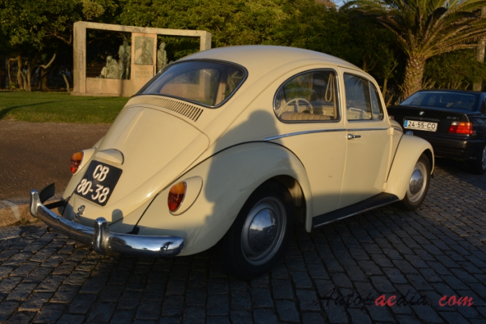 VW type 1 (Beetle) 1946-2003 (1965), right rear view