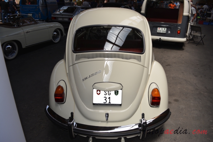VW type 1 (Beetle) 1946-2003 (1968 Volkswagen 1300 limousine 2d), rear view